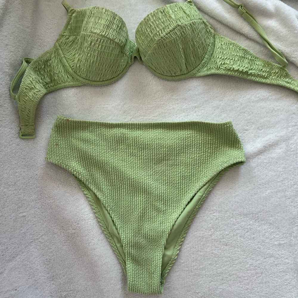 Green H&M Bikini!